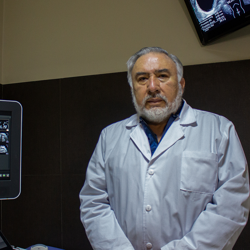 Dr. Alexander Encinas Aguilar